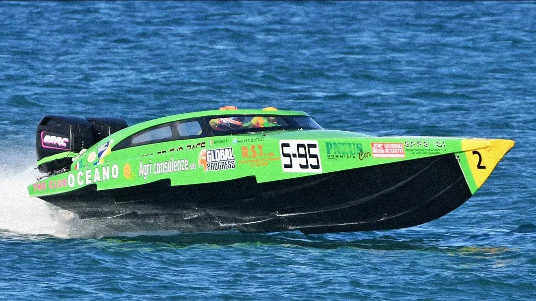 Christian Cesati con l’Albatro S95